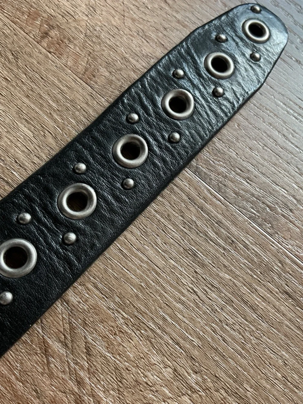 VTG Belt Black Leather Eyelet Grommet Studded Waist Gothic Grunge Solid Brass